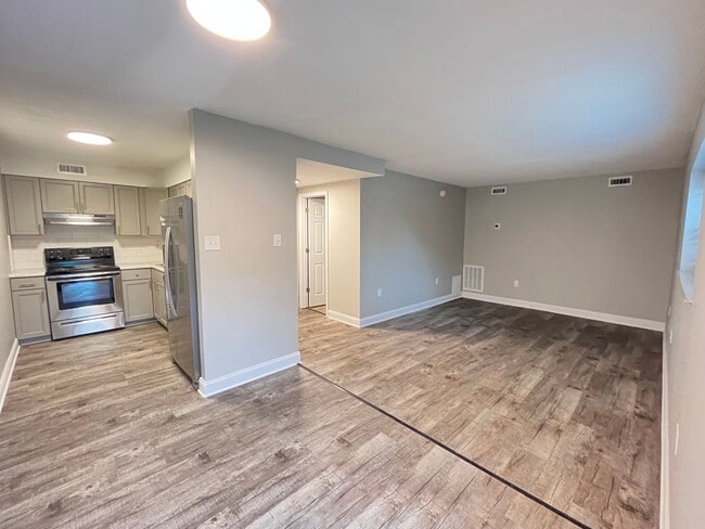 Photo - Rand at Sharps Ridge