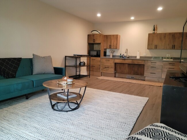 Photo - 10351 SE Orient Dr