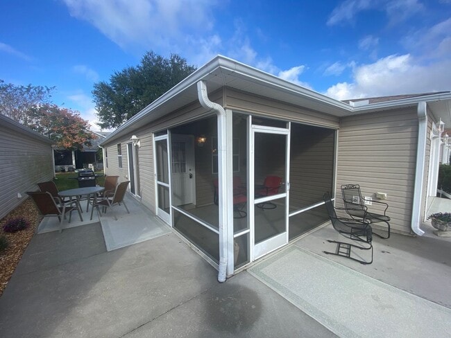 Photo - Warm and Inviting ANNUAL or SEASONAL 2 + 2 Turnkey Patio Villa in The Village of Mallory