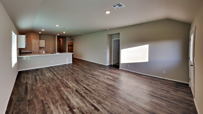 Photo - Beautiful 4 bedroom 2 bath corner lot home in Coweta!