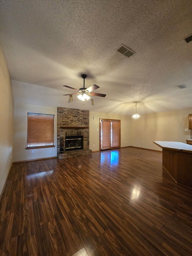 Photo - 116 Wilmington Cir