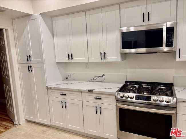 Photo - 5340 Wilkinson Ave Unidad 6