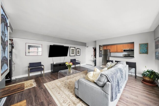 Photo - 4970 N Marine Dr Unidad 1129