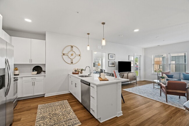 Miles - 2 Bed / 2 Bath - 1,098 Sq.Ft.