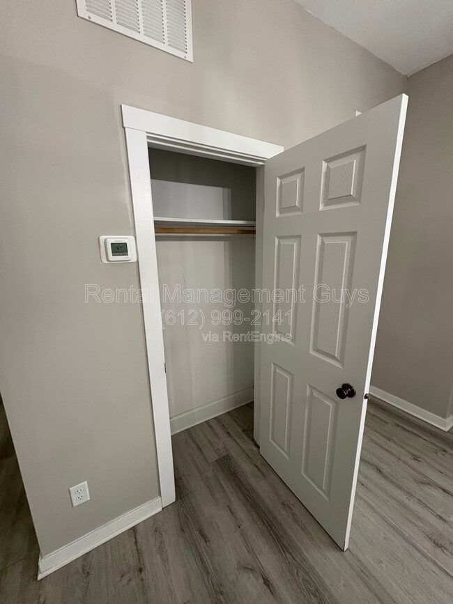 Photo - 1500 W Broadway