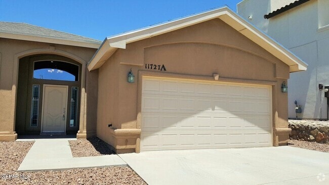 Building Photo - 11727 Dos Palmas Dr Rental
