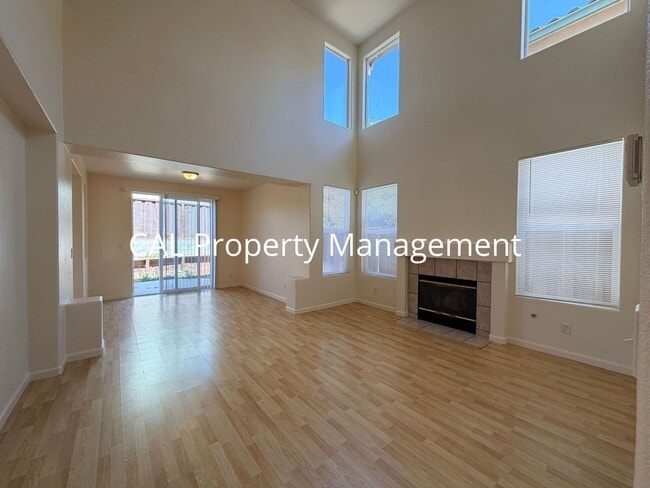 Photo - 1159 Cobblestone St