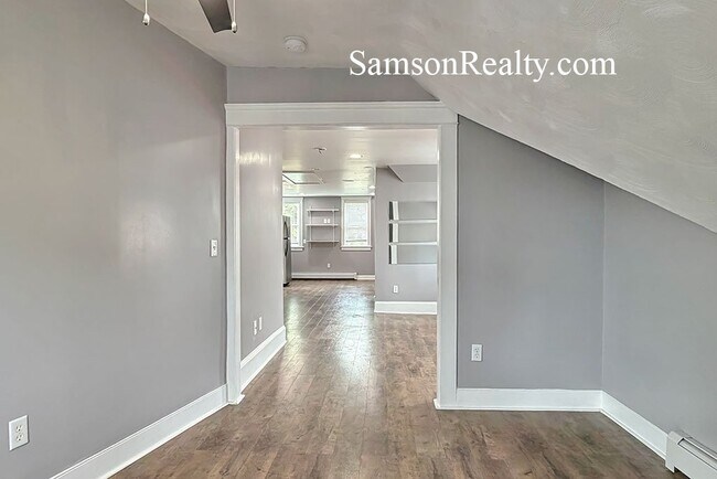 Photo - 129 Abbott St Unit 3