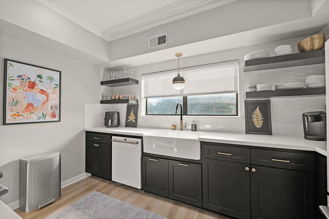 Building Photo - 17 Waugh Dr Unit 201 Rental
