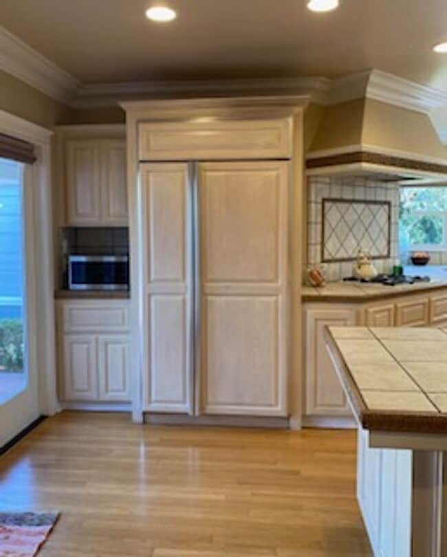 Photo - 1420 W Kaweah Ave