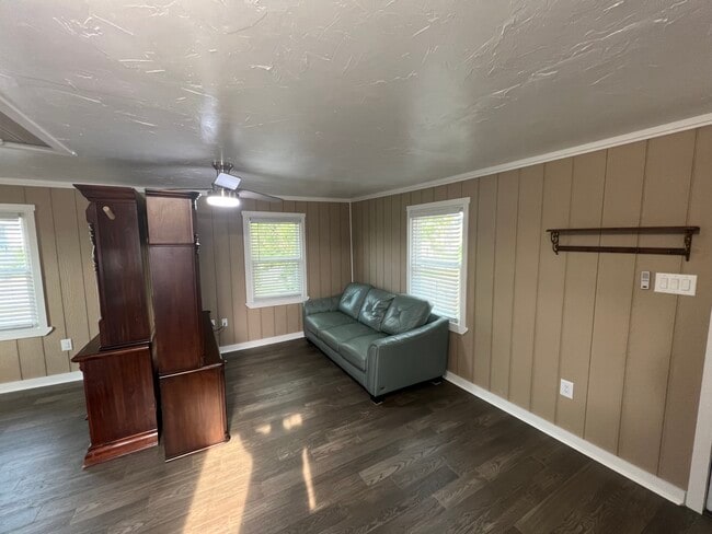 Photo - 2210 Broadway St Unit Garage apartment