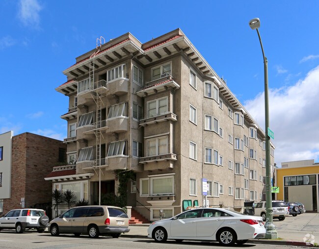 Laconia Apartments - Laconia Apartments