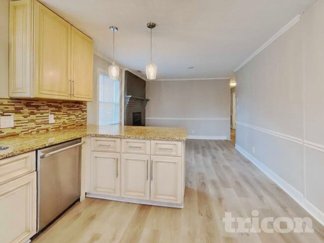 Photo - 1645 Ginger Dr