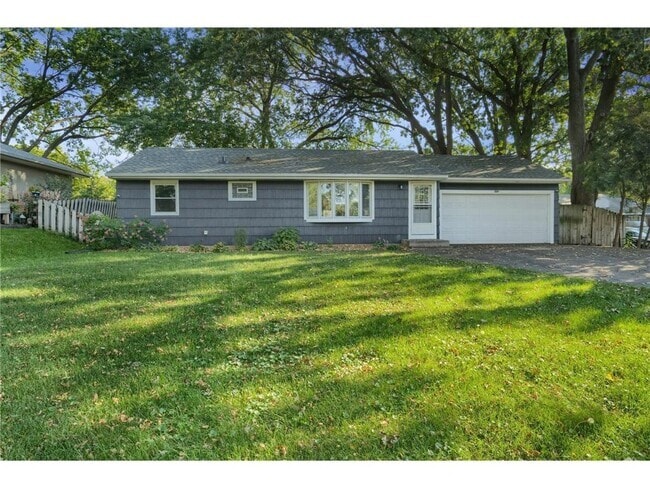 Building Photo - 2586 Martin Way Rental
