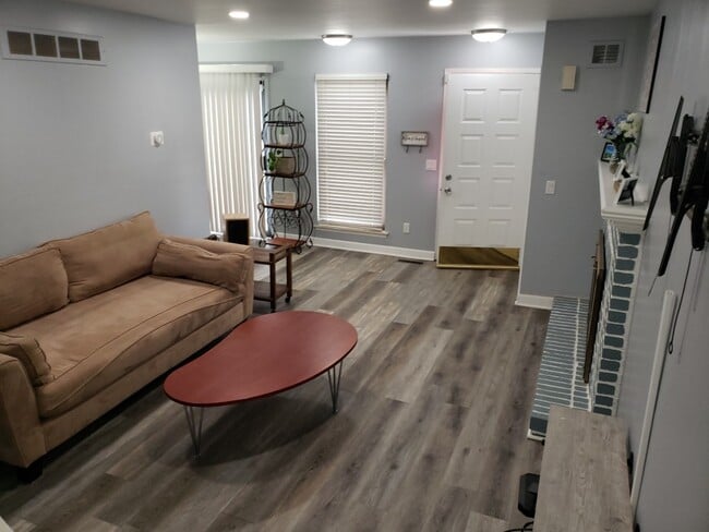 Photo - 38844 Golfview Dr E