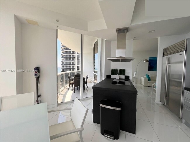 Photo - 18201 Collins Ave Unit 4409