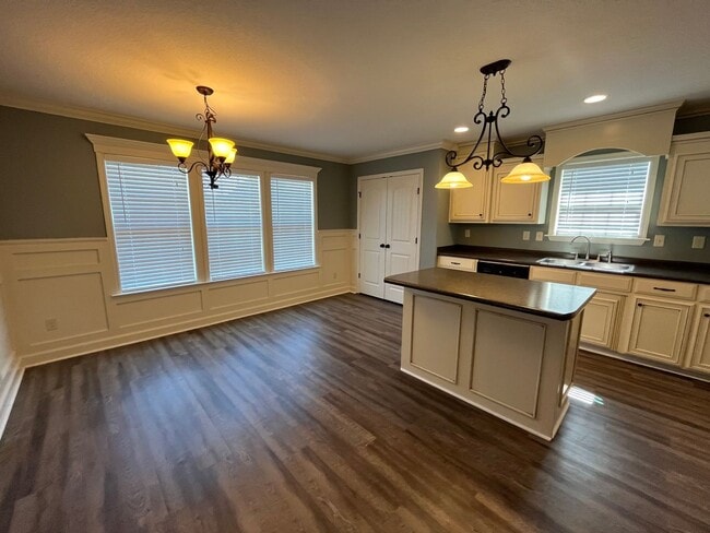 Photo - 4194 Silver Glenn