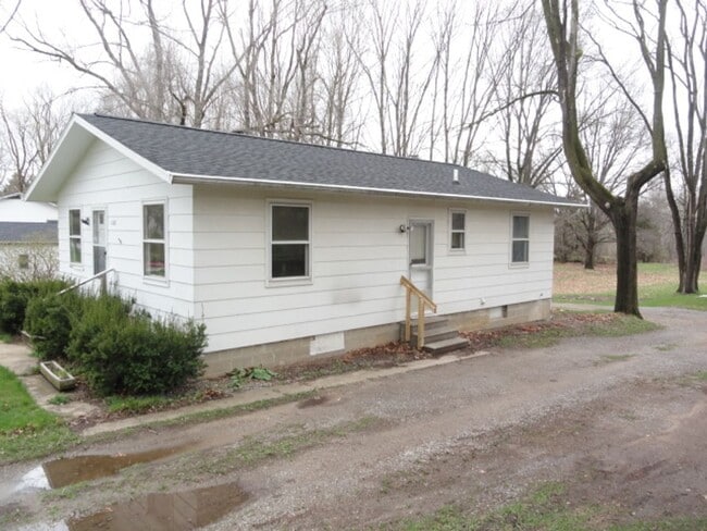Building Photo - 1128 Napoleon Rd Rental