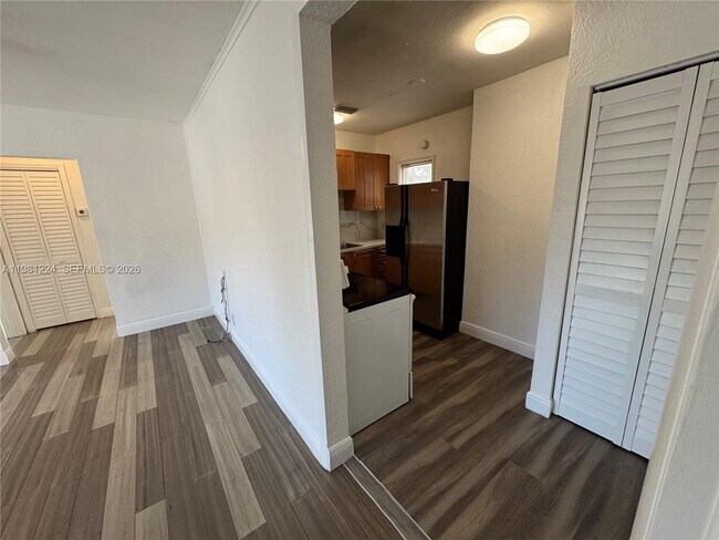 Photo - 1025 NW 7th Ave Unit A