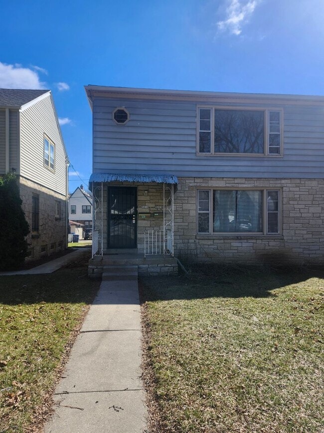 Building Photo - 3212 N 54th St Unit 3212