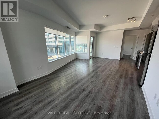 Photo - 1480 Bayly St Unit 307