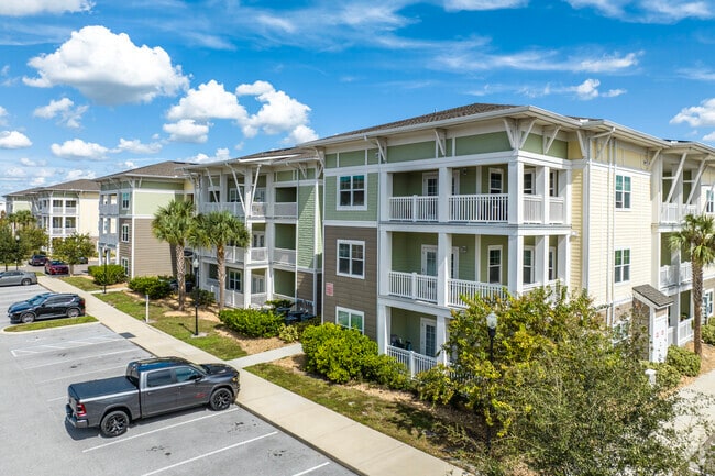 5110 S Manhattan Ave Tampa, FL 33611-3418