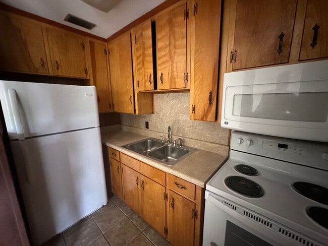 Photo - One bedroom close to TMH!!! Unidad 1415 C