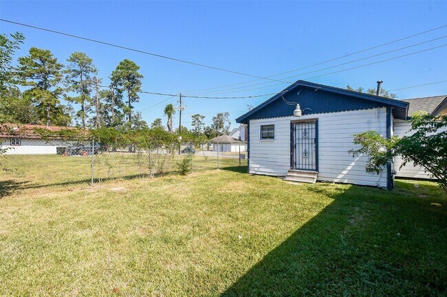 Photo - 8321 Homewood Ln