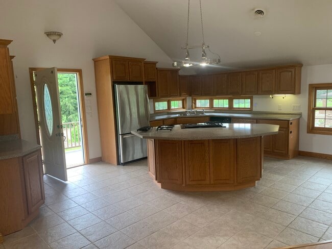 Fotografía del edificio - 900 Allegheny Ave Unidad Carriage House