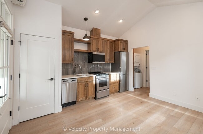 Photo - M712 Unidad #2