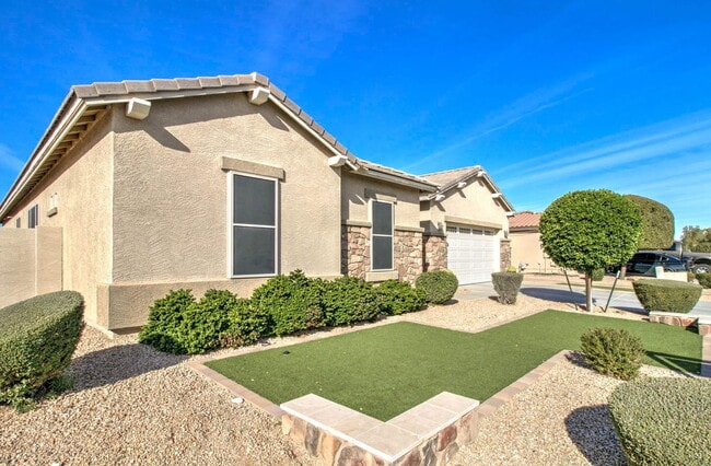 Photo - 5316 N 186th Dr