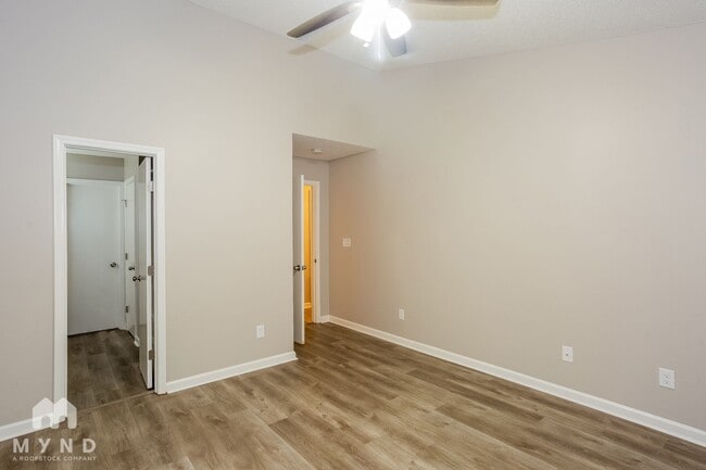 Photo - 2066 Chapel Creek Rd