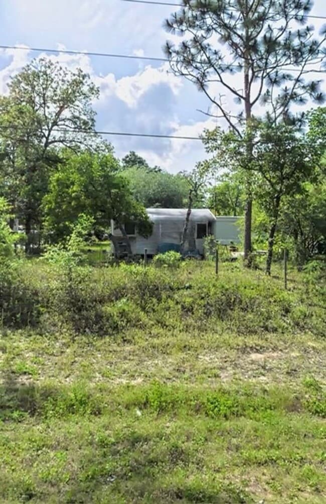 Building Photo - RV Rental Space