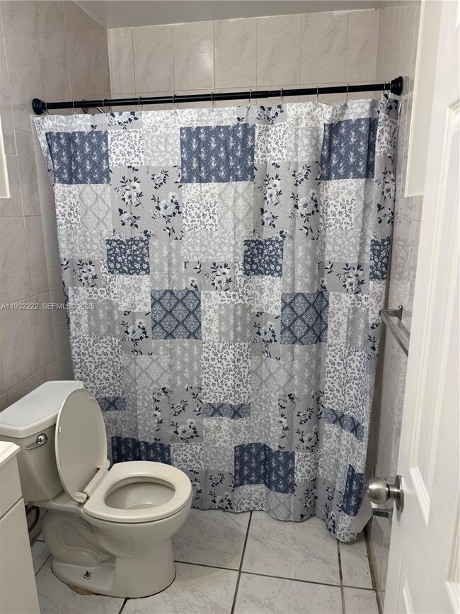 Photo - 4717 SW 33rd Ave Unit 202