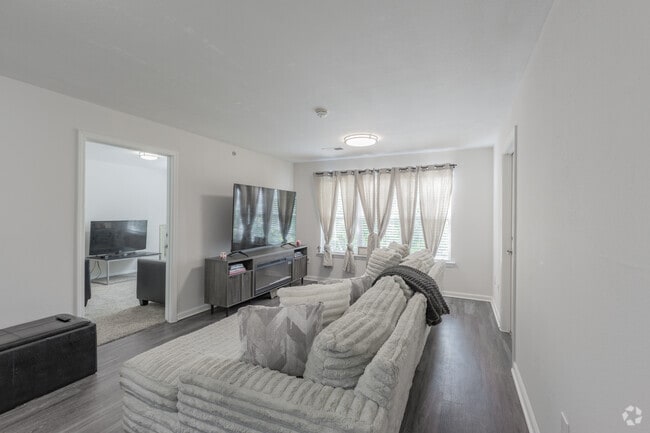 3BR, 3BA - 1,200SF - Living Room