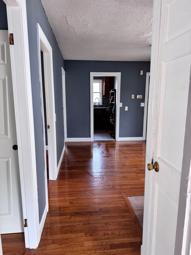 Photo - 18 Hall St Unidad 3