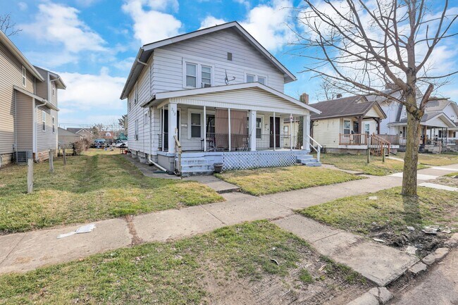 Photo - 252-254 S Wayne Ave Unidad 254