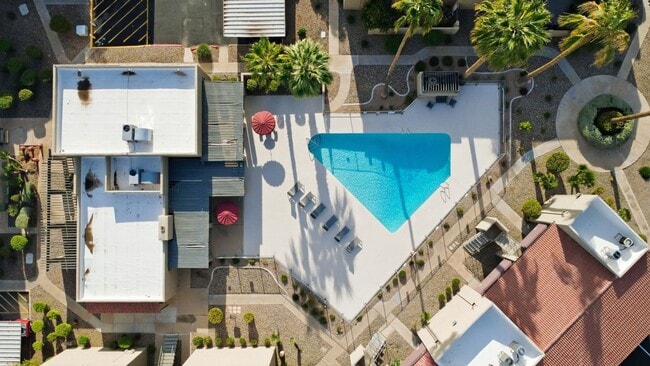 Photo - Bright 3-Bed Townhouse in Quiet Gated Community Near ASU