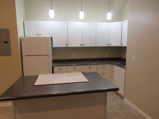 Photo - 1124 10th St Unit Apt. B