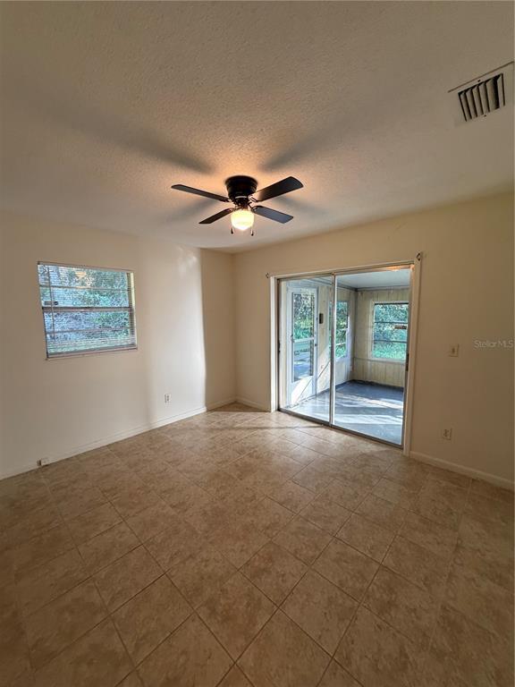 Photo - 838 E Indiana Ave