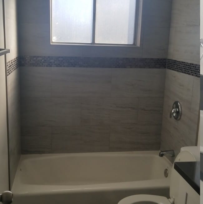 Photo - 6821 Ben Ave #7