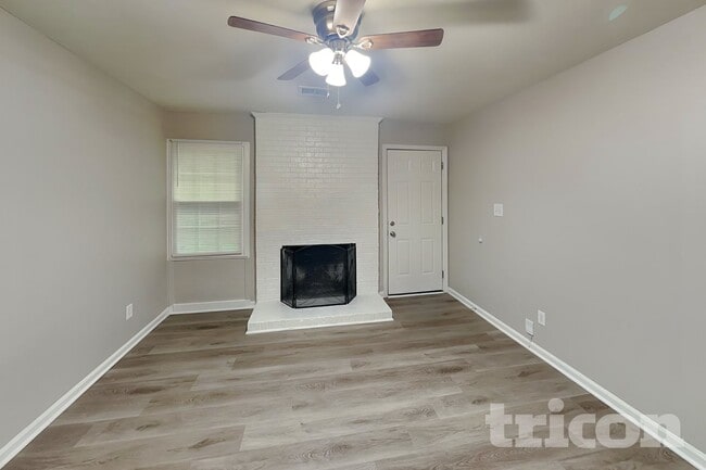 Photo - 9223 Shackleford Terrace