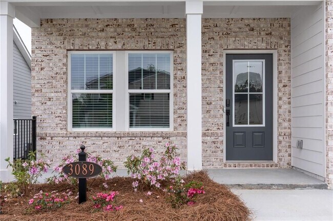 Photo - 3089 Sweet Red Cir