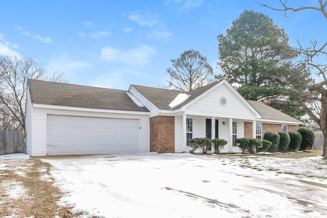 Photo - 6500 Cornwall Rd