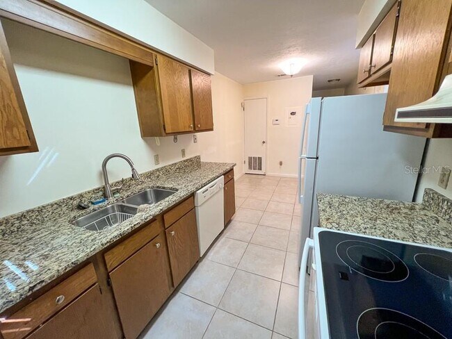 Photo - 4320 SW 20th Ln