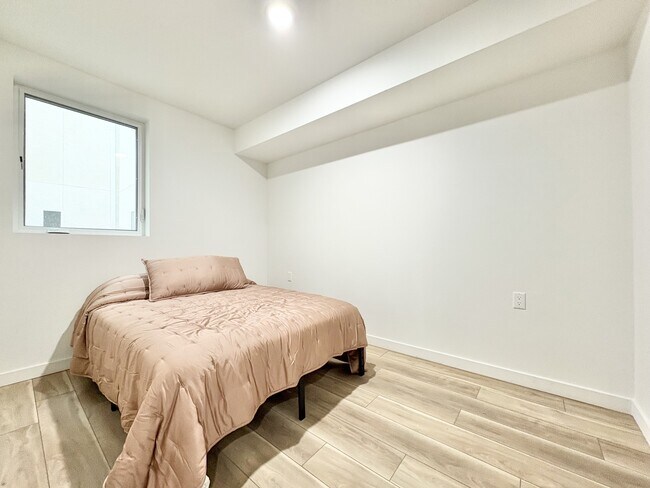 4252 Whittier Blvd.- SIOF
