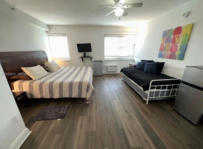 Building Photo - 3801 Indian Creek Dr Unit 301