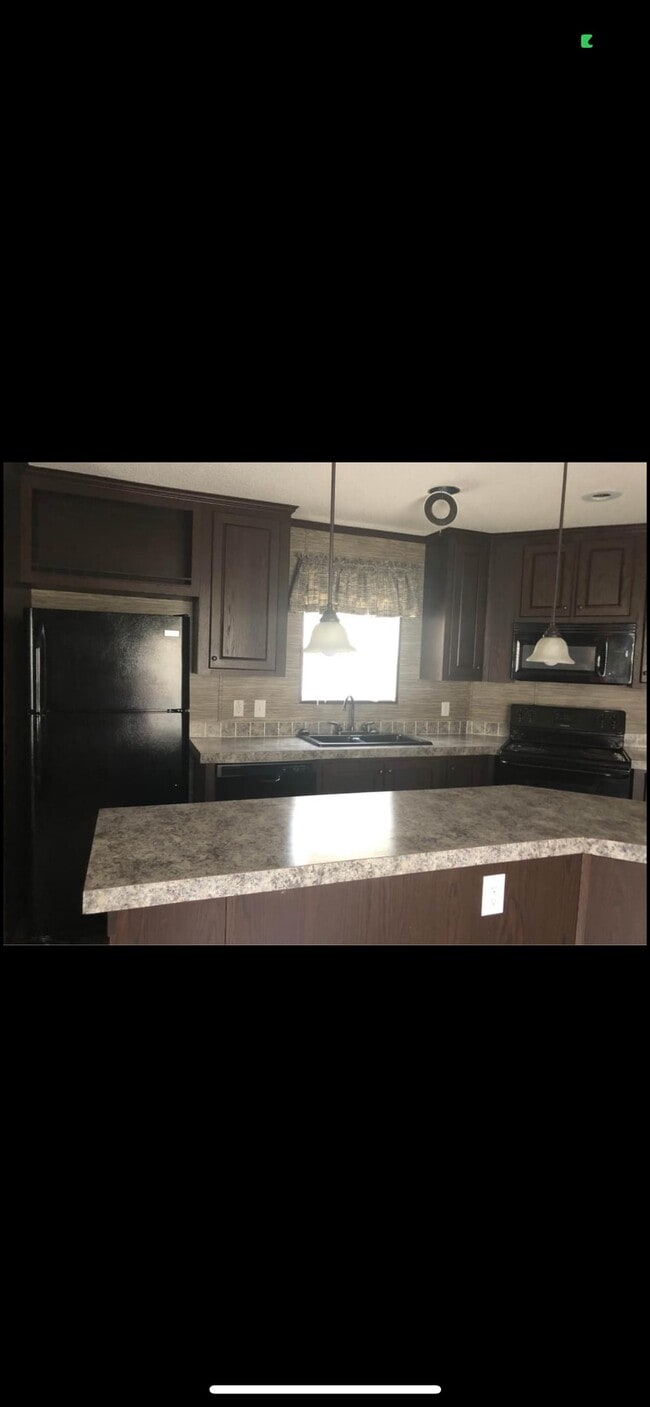 Photo - 10946 Highway 28 E