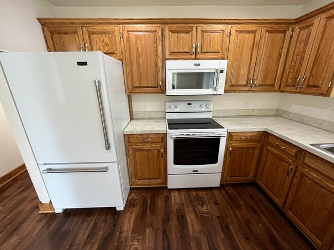 Photo - 1669 96th Ave