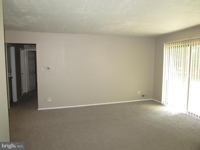 Building Photo - 1907A Sedgefield Dr Rental